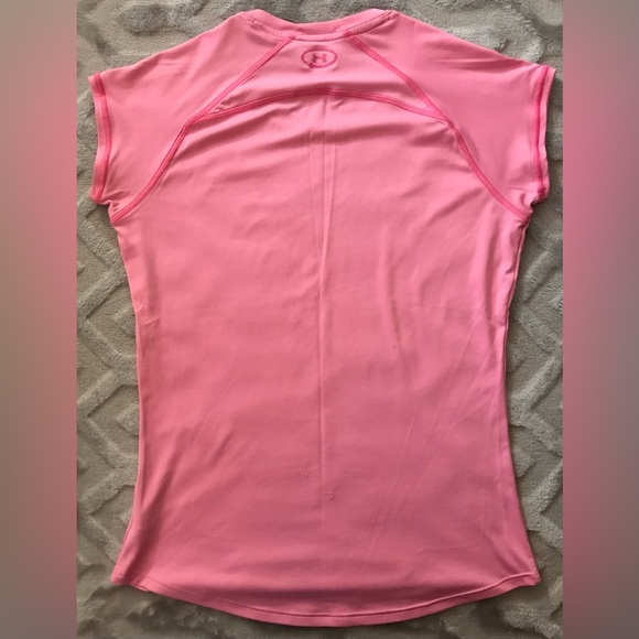 Under Armour HeatGear Pink w/ Green Stitching Semi Fitted Sports Tee - S - Picture 4 of 6